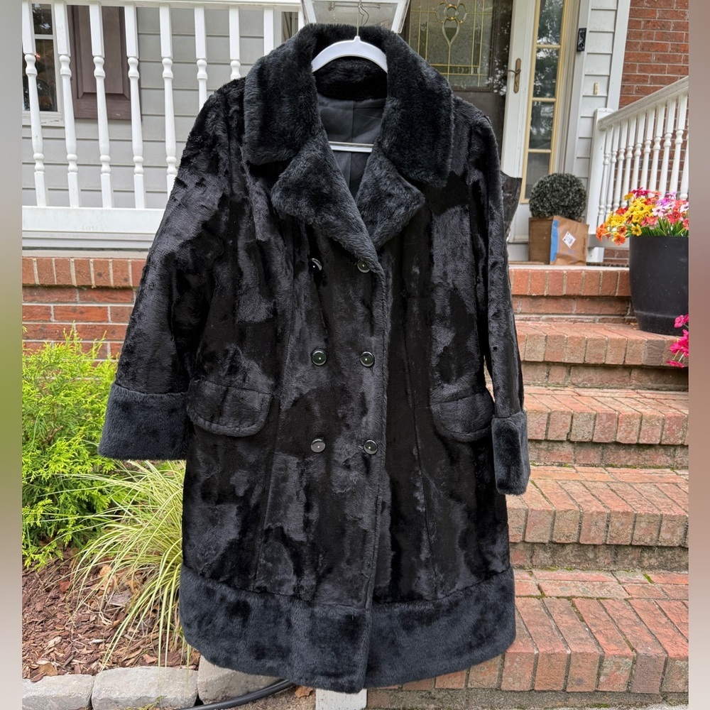 Vintage Union Made 70s Retro Black Faux Fur Persian Lamb Penny Lane Coat Large